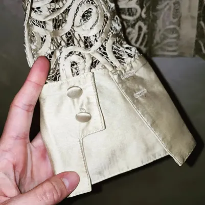 Reprise de manches avec poignet